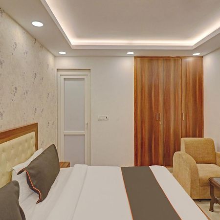 Collection O Spot Light Near Tughlakabad Station Metro Station Hotel Indraprast Exterior photo